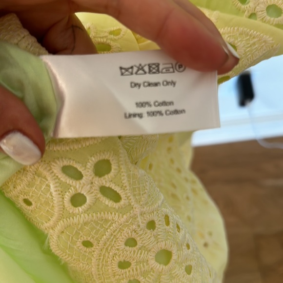 BORGO DE NOR
NINET BRODERIE ANGLAISE MAXI DRESS IN YELLOW size 6 US - Picture 12 of 13